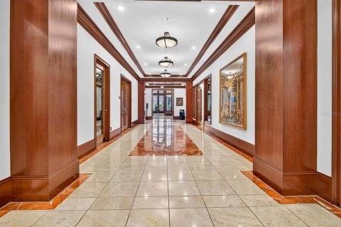 Condo in Tampa, Florida, 1 bedroom № 2201799 - photo 10