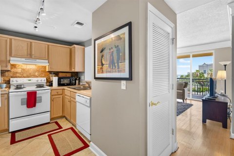 Condo in Tampa, Florida, 1 bedroom № 2201799 - photo 20
