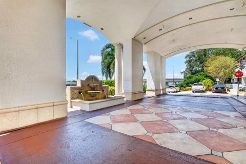 Condo in Tampa, Florida, 1 bedroom № 2201799 - photo 5