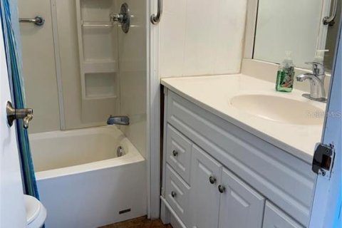 Apartment in Sarasota, Florida 1 bedroom, 39.02 sq.m. № 2218168 - photo 10