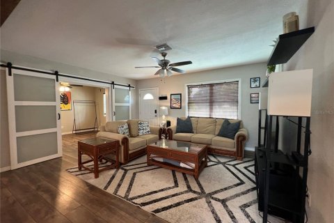 Casa en venta en Gulfport, Florida, 4 dormitorios, 149.94 m2 № 2403132 - foto 7
