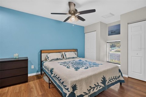 Casa en venta en Gulfport, Florida, 4 dormitorios, 149.94 m2 № 2403132 - foto 18