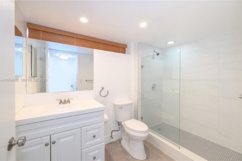 Copropriété à vendre à Miami, Floride: 1 chambre, 71.53 m2 № 2153353 - photo 12