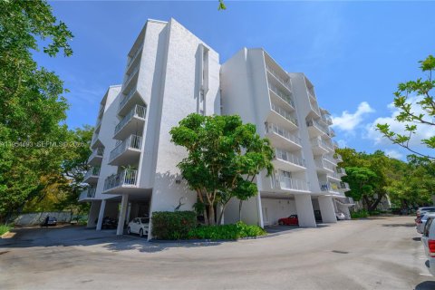 Copropriété à vendre à Miami, Floride: 1 chambre, 71.53 m2 № 2153353 - photo 1