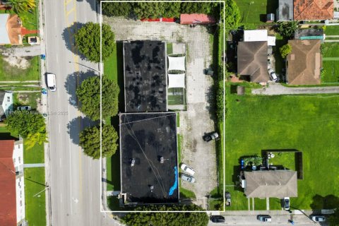 Immobilier commercial à vendre à Miami, Floride № 2089885 - photo 5