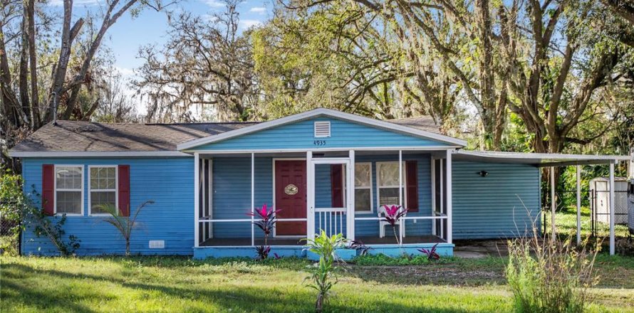 House in Auburndale, Florida 3 bedrooms, 83.61 sq.m. № 1773836