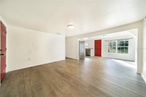 House in Auburndale, Florida 3 bedrooms, 83.61 sq.m. № 1773836 - photo 4