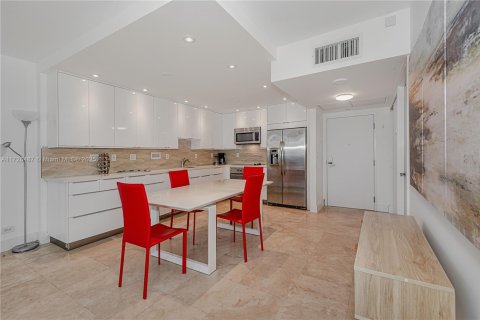 Copropriété à vendre à Miami Beach, Floride: 1 chambre, 81.75 m2 № 1811768 - photo 6