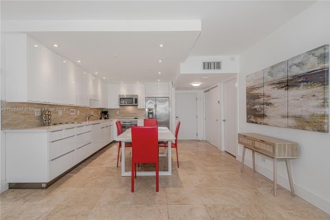 Copropriété à vendre à Miami Beach, Floride: 1 chambre, 81.75 m2 № 1811768 - photo 14