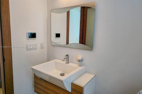 Copropriété à louer à Sunny Isles Beach, Floride: 2 chambres, 148.83 m2 № 1435146 - photo 25
