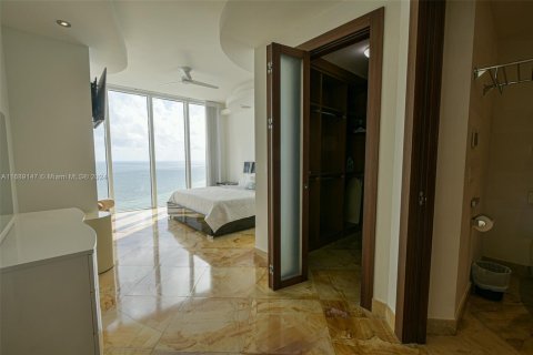 Copropriété à louer à Sunny Isles Beach, Floride: 2 chambres, 148.83 m2 № 1435146 - photo 17