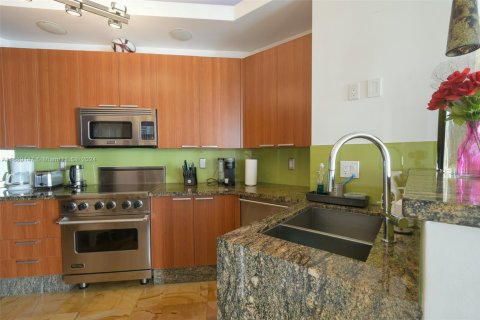 Copropriété à louer à Sunny Isles Beach, Floride: 2 chambres, 148.83 m2 № 1435146 - photo 7