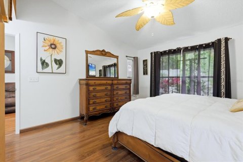 Condo in Venice, Florida, 2 bedrooms № 2229797 - photo 24