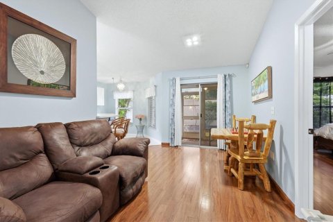 Condo in Venice, Florida, 2 bedrooms № 2229797 - photo 6