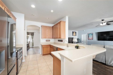 House in Ocala, Florida 4 bedrooms, 216.09 sq.m. № 2206597 - photo 18