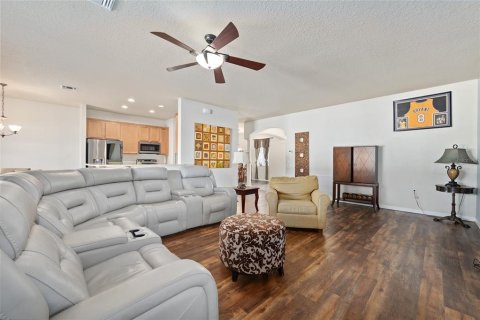House in Ocala, Florida 4 bedrooms, 216.09 sq.m. № 2206597 - photo 13