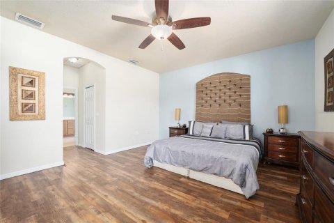 House in Ocala, Florida 4 bedrooms, 216.09 sq.m. № 2206597 - photo 30