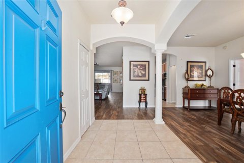 House in Ocala, Florida 4 bedrooms, 216.09 sq.m. № 2206597 - photo 5