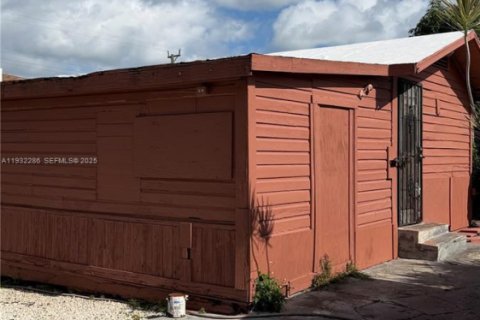 Снять в аренду виллу или дом в Майами, Флорида 4 спальни, 152.92м2, № 1991548 - фото 20