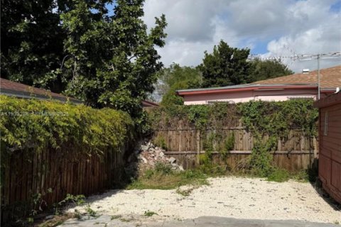 Снять в аренду виллу или дом в Майами, Флорида 4 спальни, 152.92м2, № 1991548 - фото 19