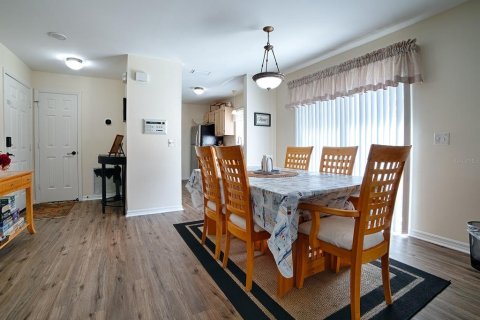 Casa en venta en The Villages, Florida, 2 dormitorios, 107.4 m2 № 2221140 - foto 11