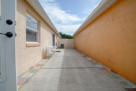 Casa en venta en The Villages, Florida, 2 dormitorios, 107.4 m2 № 2221140 - foto 28