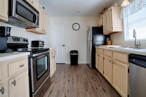 Casa en venta en The Villages, Florida, 2 dormitorios, 107.4 m2 № 2221140 - foto 5