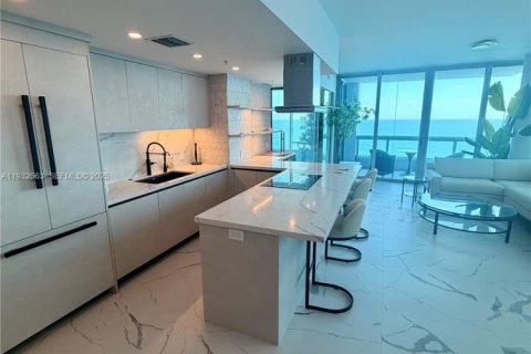Купить кондоминиум в Майами-Бич, Флорида 2 спальни, 119.84м2, № 2035514 - фото 8
