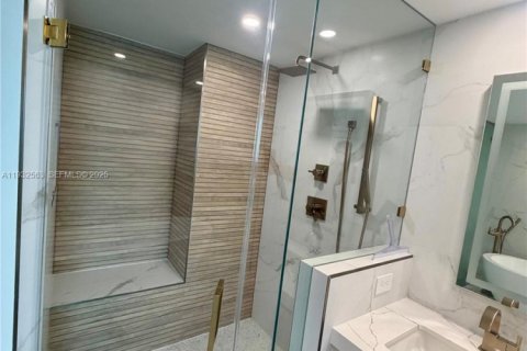 Купить кондоминиум в Майами-Бич, Флорида 2 спальни, 119.84м2, № 2035514 - фото 11