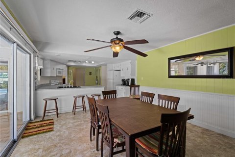 House in Venice, Florida 3 bedrooms, 173.91 sq.m. № 1373092 - photo 23
