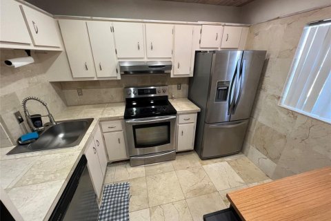 Copropriété à vendre à Deerfield Beach, Floride: 2 chambres, 102.19 m2 № 2082375 - photo 20