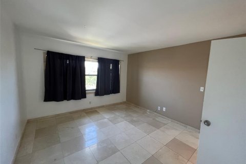 Copropriété à vendre à Deerfield Beach, Floride: 2 chambres, 102.19 m2 № 2082375 - photo 9