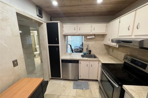 Copropriété à vendre à Deerfield Beach, Floride: 2 chambres, 102.19 m2 № 2082375 - photo 21