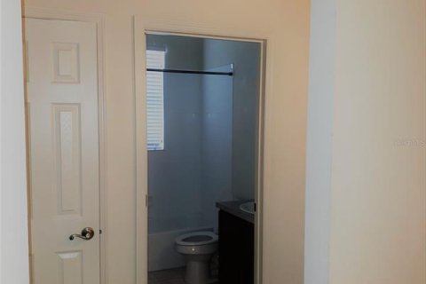 Condo in Kissimmee, Florida, 3 bedrooms  № 2379114 - photo 11