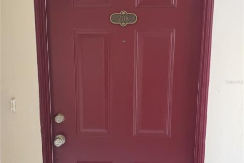 Condo in Kissimmee, Florida, 3 bedrooms  № 2379114 - photo 2