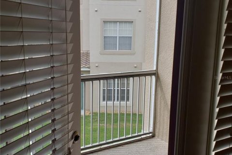 Condo in Kissimmee, Florida, 3 bedrooms  № 2379114 - photo 12