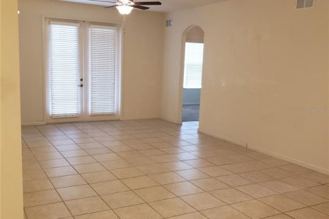 Condo in Kissimmee, Florida, 3 bedrooms  № 2379114 - photo 9