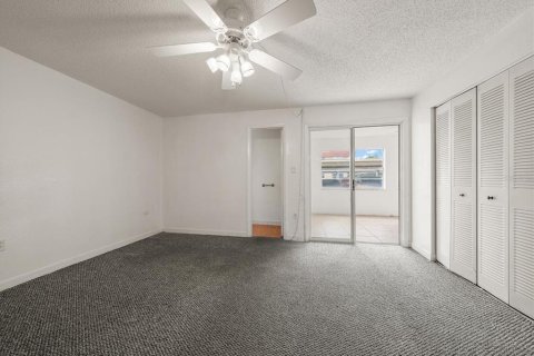 Condominio en venta en Saint Petersburg, Florida, 2 dormitorios, 110.09 m2 № 2222218 - foto 19