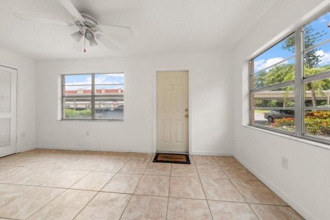 Condominio en venta en Saint Petersburg, Florida, 2 dormitorios, 110.09 m2 № 2222218 - foto 14