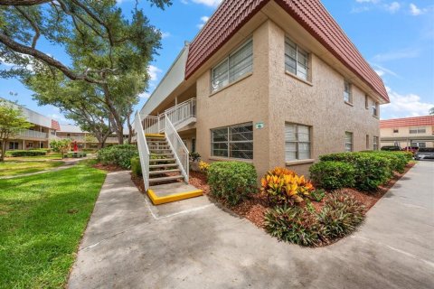 Condominio en venta en Saint Petersburg, Florida, 2 dormitorios, 110.09 m2 № 2222218 - foto 3