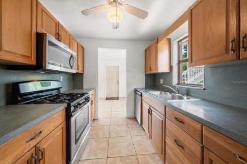 Condominio en venta en Saint Petersburg, Florida, 2 dormitorios, 110.09 m2 № 2222218 - foto 11