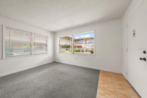 Condominio en venta en Saint Petersburg, Florida, 2 dormitorios, 110.09 m2 № 2222218 - foto 6