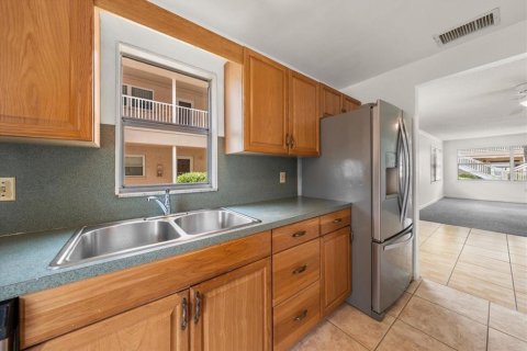 Condominio en venta en Saint Petersburg, Florida, 2 dormitorios, 110.09 m2 № 2222218 - foto 12