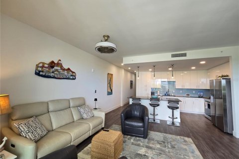Condominio en alquiler en Sarasota, Florida, 1 dormitorio, 123.75 m2 № 1337876 - foto 15
