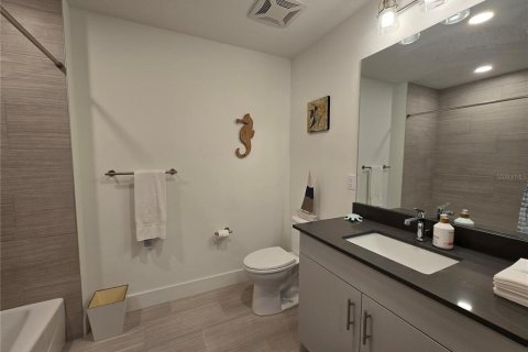 Condominio en alquiler en Sarasota, Florida, 1 dormitorio, 123.75 m2 № 1337876 - foto 30