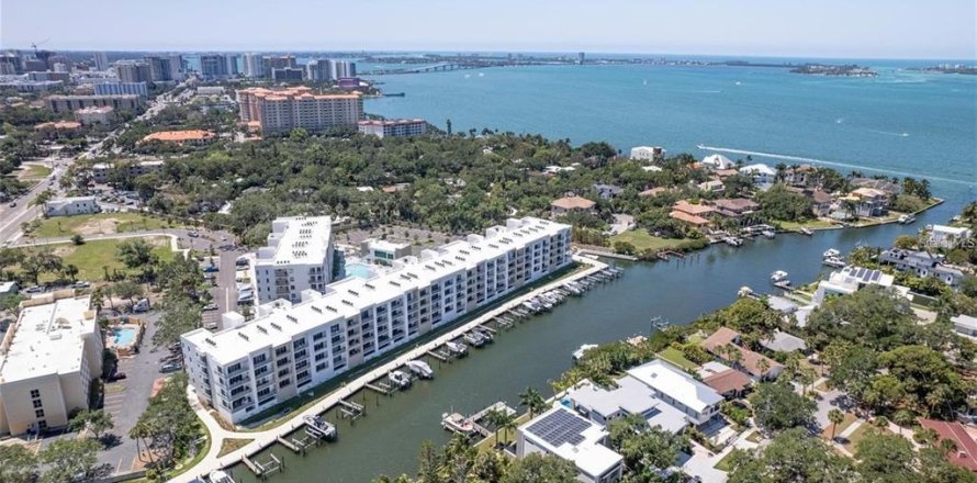 Condominio en Sarasota, Florida, 1 dormitorio № 1337876