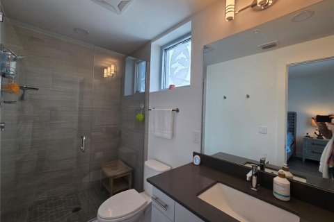 Condominio en alquiler en Sarasota, Florida, 1 dormitorio, 123.75 m2 № 1337876 - foto 25