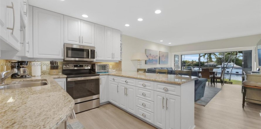 Condo à Key Largo, Floride, 2 chambres № 1982179