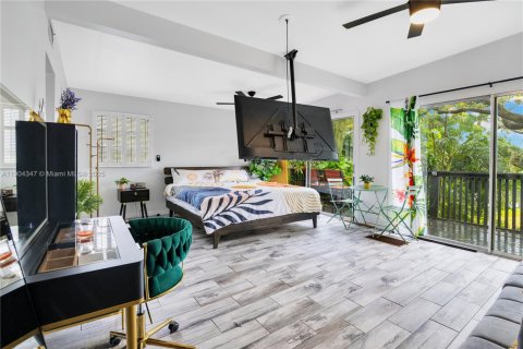 House in Orlando, Florida 5 bedrooms № 2012632 - photo 12