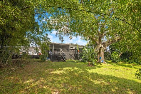 House in Orlando, Florida 5 bedrooms № 2012632 - photo 27